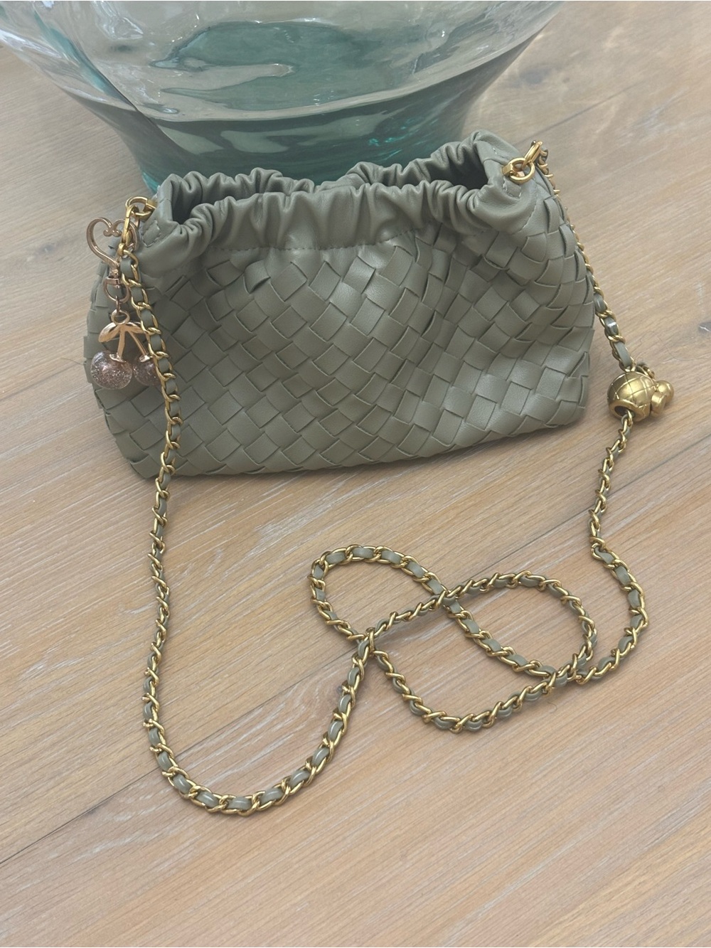 Source Unknown Sage Green Woven Shoulder Bag with Gold Chain